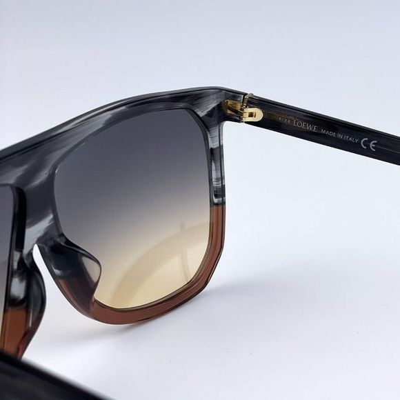 Loewe LW40001F FILIPA 20B Sunglasses Trasparent Grey Gradient Smoke Women